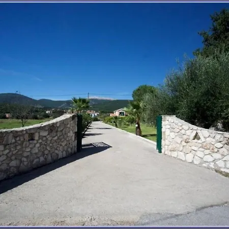 Dafni * Sami (Kefalonia)